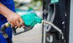 Giá xăng dầu ngày mai tăng rất mạnh?