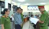 Một phó giám đốc trung tâm dịch vụ công bị bắt vì nhận hối lộ