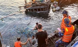 Tàu cá chìm sau va chạm tàu hàng trên biển ở Huế