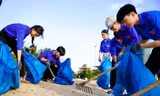 Bạn trẻ Đà Nẵng, Cần Thơ ra quân vệ sinh môi trường 