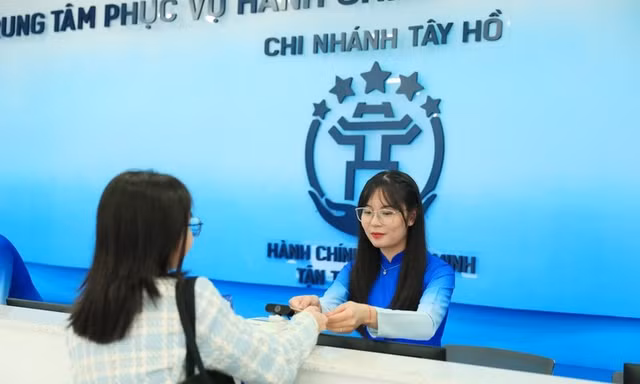 Từ hôm nay, người Hà Nội được nộp hồ sơ đất đai ngay tại chung cư