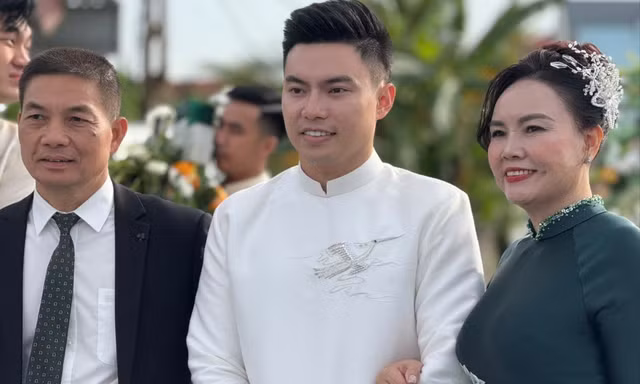 Hình ảnh chồng Đỗ Thị Hà tại lễ ăn hỏi
