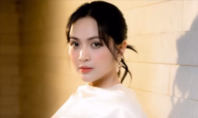 Duyên Quỳnh rơi vào vết xe đổ