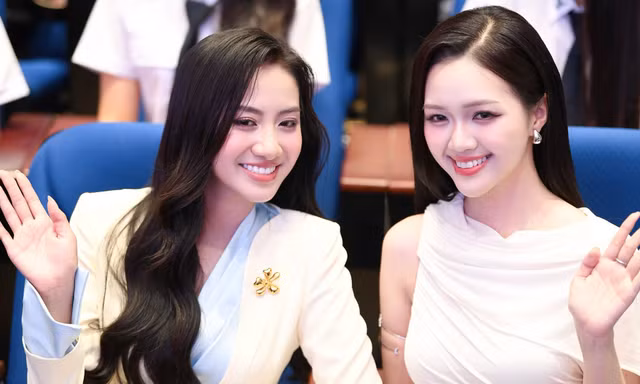 Hà Trúc Linh, đại sứ nghệ thuật Mỹ Vân rạng rỡ tại ngày hội tuyển sinh Hoa hậu Việt Nam