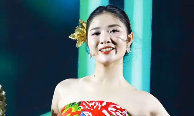 Nhìn lại đêm concert Thanh xuân khiến 20.000 khán giả Hà Nội đứng ngồi không yên