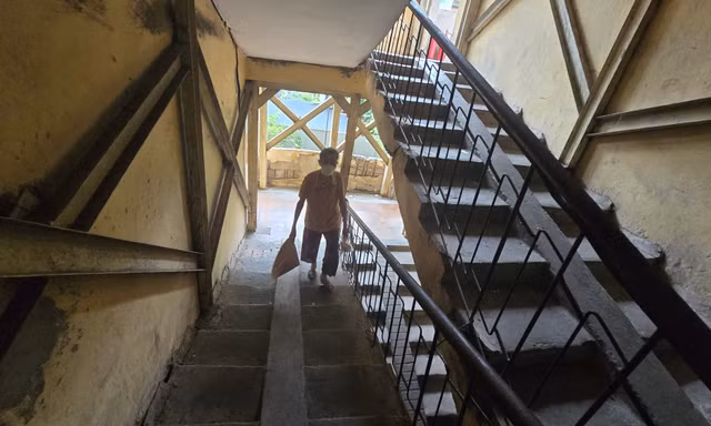 Hà Nội sẵn sàng di dời người dân khỏi nơi ở nguy hiểm