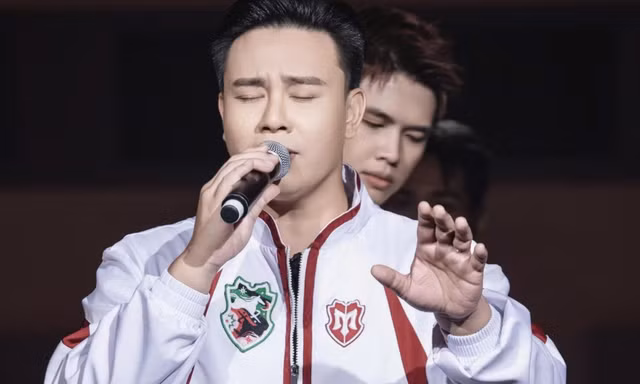 Sức nóng của trận đối kháng 1-1