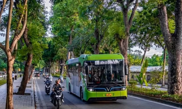Hành trình 7 năm VinBus đưa xe buýt xanh trở thành lựa chọn tin cậy của người dân đô thị