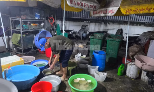 Hà Nội: Xử lý cơ sở vi phạm an toàn thực phẩm, lộ ra nhiều vấn đề 