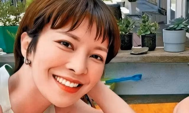 Hoa hậu Trương Hy Văn chia tay bạn trai 8 năm