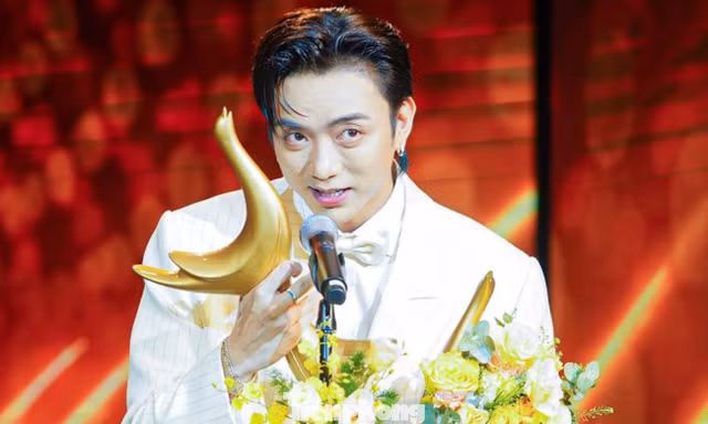 Soobin làm nên kỷ lục, Hương Tràm gây bất ngờ