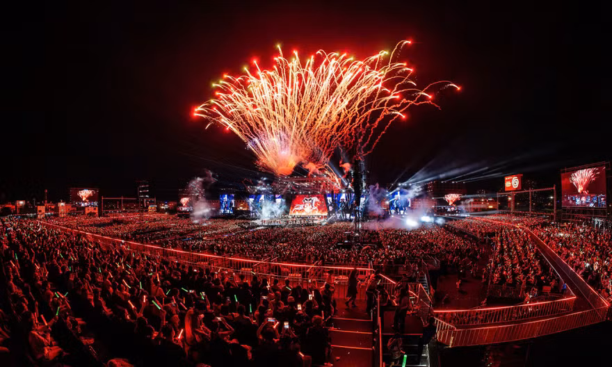 Không có Big Bang hay BlackPink, TPHCM 'hái ra tiền' từ các concert nội địa 