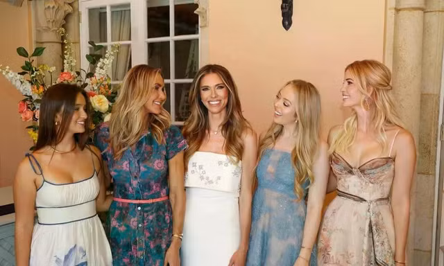 Dàn ái nữ nhà ông Trump