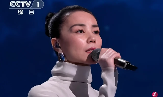 Vương Phi khiến dư luận dậy sóng