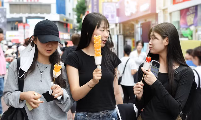 Người trẻ xứ Hàn ngại kết hôn, thích độc thân