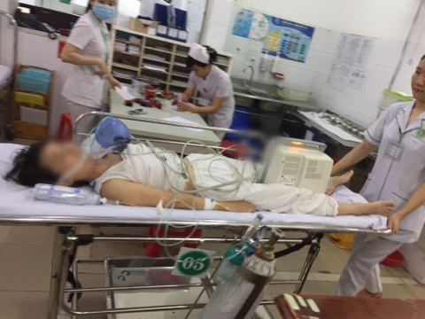 Nạn nhân được đặt nội khí quản tại phòng cấp cứu