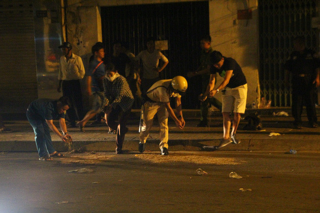 Vợ trưởng nhóm hiệp sĩ: 'Từng chứng kiến chồng bị chém trả thù'