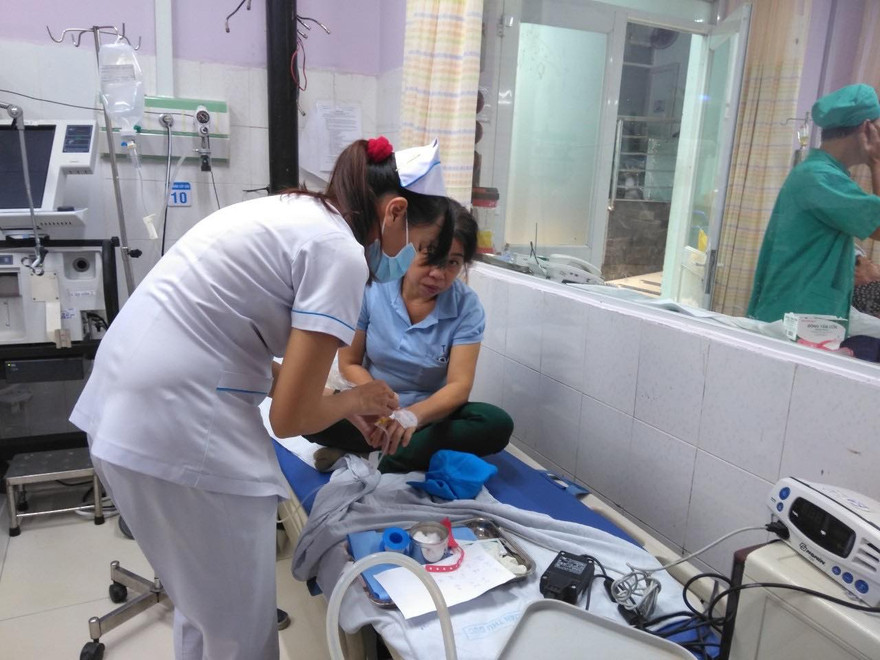 48 công nhân ở TP HCM nhập viện nghi do ngộ độc thực phẩm