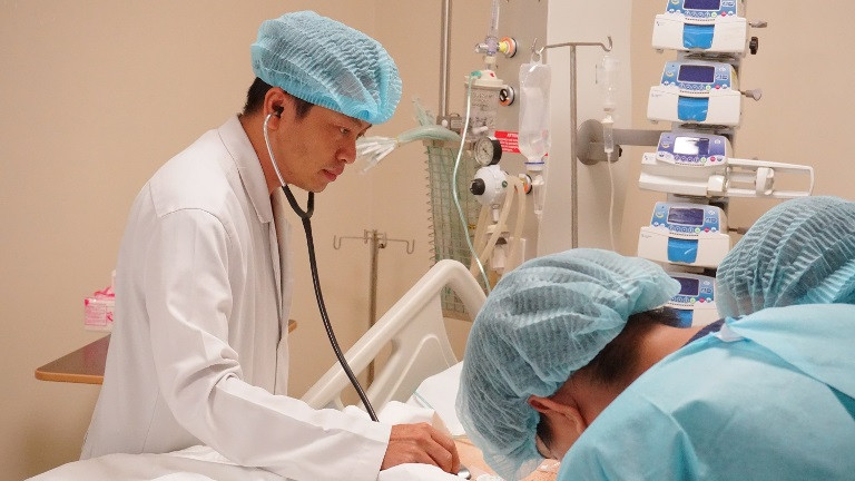 Cứu sống cụ ông 94 tuổi khỏi “tay tử thần” do nhồi máu cơ tim