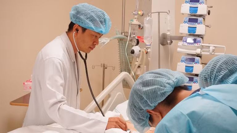 Cứu sống cụ ông 94 tuổi khỏi “tay tử thần” do nhồi máu cơ tim