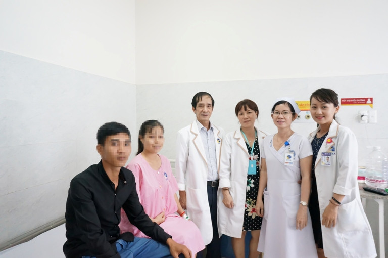 30 phút nghẹt thở cứu sống thai nhi sa dây rốn