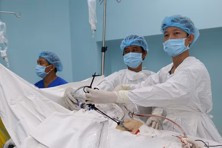 Báo động đỏ liên viện cứu sống bệnh nhân vỡ thai ngoài tử cung