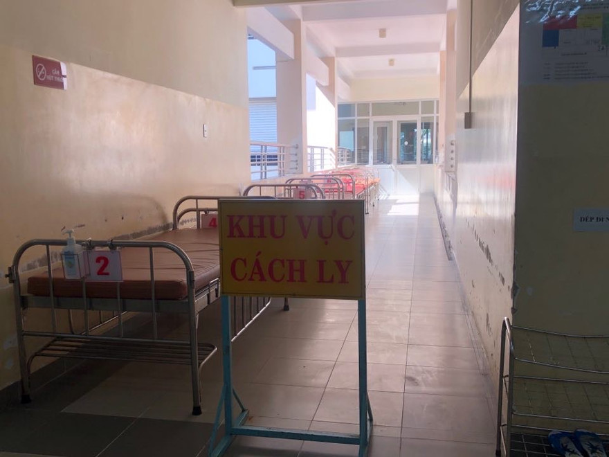 Tiếp xúc gần với người mắc Covid-19, du khách Anh không chịu khai nơi ở