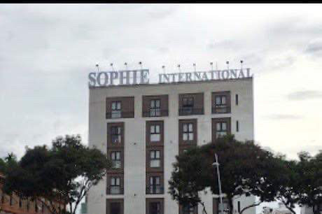 Thẩm mỹ viện Sophie bị phạt 155 triệu vì hút mỡ bụng cho thai phụ