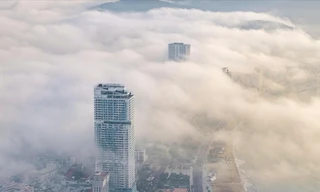 Sương mù trắng xóa bao phủ Quy Nhơn