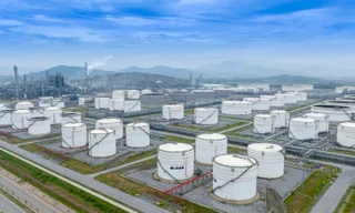 Bị tác động trực tiếp từ nguồn cung Trung Đông, lọc dầu Nghi Sơn xoay xở thế nào? 