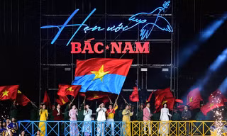 Những ca khúc nổi tiếng về Bác Hồ đã vang lên trong chương trình Hẹn ước Bắc Nam Ảnh: DUY PHẠM 