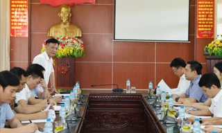 Báo Tiền Phong làm việc cùng tỉnh Ninh Bình chuẩn bị cho Siêu Cúp bóng đá Quốc gia 2024/25 - Cúp THACO