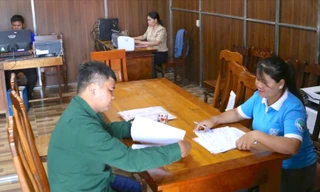 Chính quyền 2 cấp, 3 tháng nhìn lại - Bài 3: Miền núi Đà Nẵng - 1 người 'cõng' 3 đầu việc