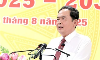 Chủ tịch Quốc hội dự chỉ đạo Đại hội Đảng bộ xã ở Cần Thơ