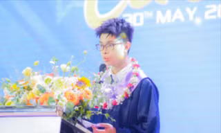 Nam sinh GenZ giành học bổng Đại sứ Vương quốc Anh 100%, trúng tuyển chương trình Khoa học Dữ liệu tại Đại học Stirling