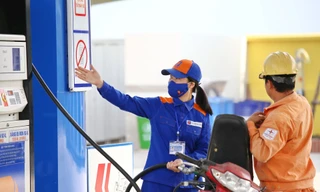 Giá xăng dầu ngày mai ra sao?