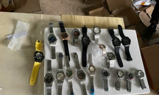 Phát hiện gần 1.000 chiếc đồng hồ giả thương hiệu Patek Philippe, Rolex