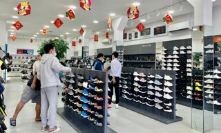 Doanh nghiệp 'chạy đua' mua bán hàng Tết trên sàn online