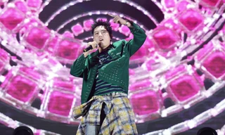 'Anh trai' Anh Tú khuấy động đêm nhạc Fest 'Chạm Việt Nam'