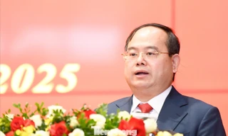 Triển khai quyết định của Bộ Chính trị về công tác cán bộ tại Quảng Ninh