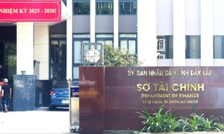 Chưa hết lùm xùm cán bộ xin nghỉ việc, điều chuyển, Giám đốc Sở Tài chính Đắk Lắk lại bị phê bình