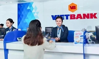 Loạt cổ phiếu tên tuổi sắp 'chuyển nhà' 