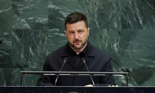 Tổng thống Ukraine thẳng thừng cảnh báo về máy bay không người lái