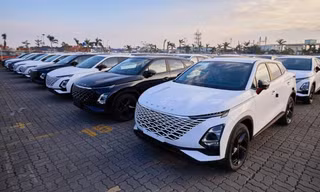 Nhập khẩu ô tô cuối năm: Xe Trung Quốc bứt tốc mạnh