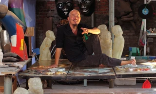 Điêu khắc gia Đinh Công Đạt