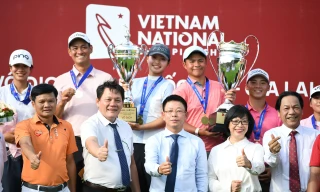 Kịch tính ở bảng nam, quyết định ở hố số 18