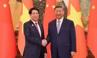 Chủ tịch nước Lương Cường hội đàm với Tổng Bí thư, Chủ tịch nước Trung Quốc Tập Cận Bình