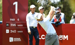 Golfer Đỗ Dương Gia Minh độc chiếm bảng nam, Lê Chúc An và Thân Bảo Nghi cùng dẫn đầu bảng nữ