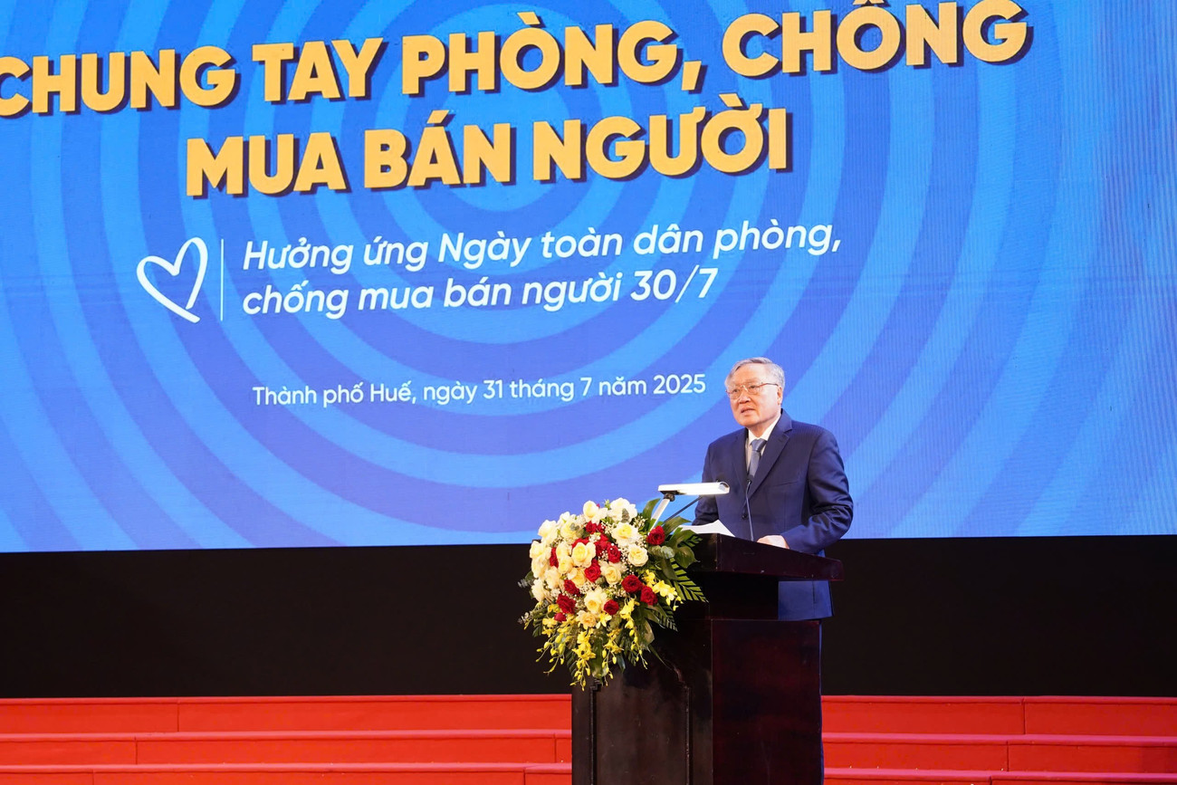 Phó Thủ tướng Thường trực Nguyễn Hòa Bình phát động chung tay phòng, chống mua bán người. phong-chong-mua-ban-nguoi-4.jpg