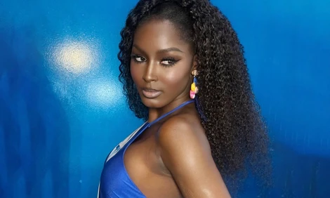 Một hoa hậu bị tạm giam 